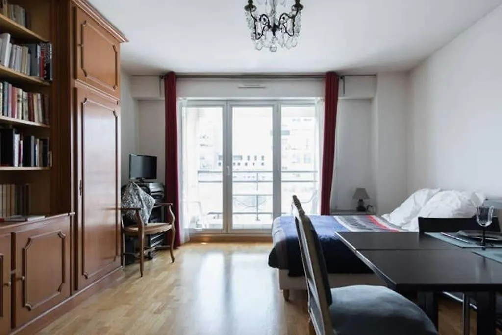 Apartment Le Cozy + Balcon Ensoleille + Parking Paris